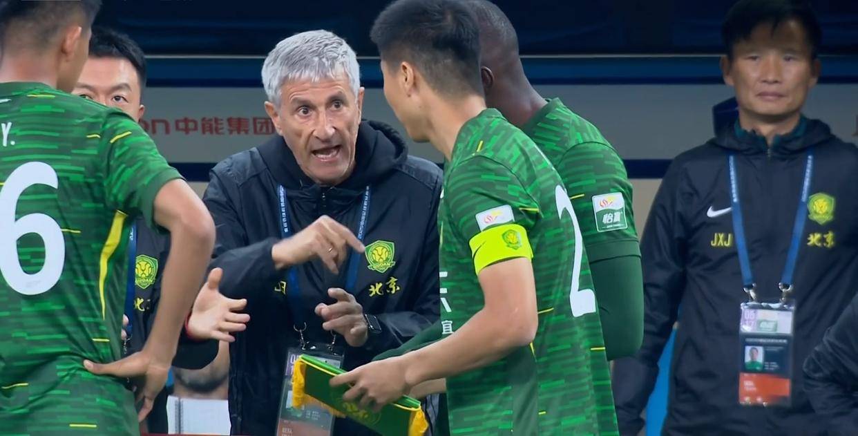 爱游戏体育下载-欧冠倒计时；北京国安今晚内部沟通；细节引发关注；压力陡增；年轻球员得到机会的简单介绍